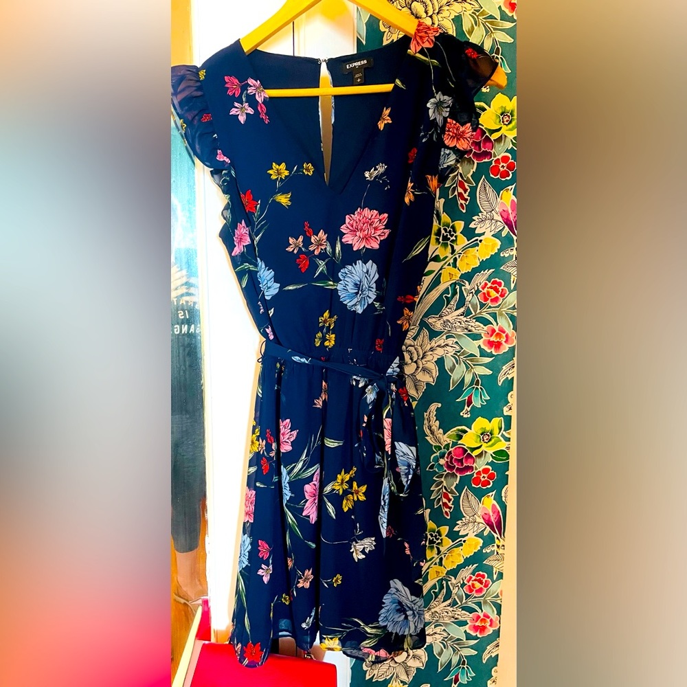 Express floral dress